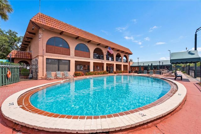 630 Tennis Club Dr 107, Fort Lauderdale, FL 33311