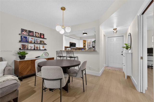 630 Tennis Club Dr 107, Fort Lauderdale, FL 33311