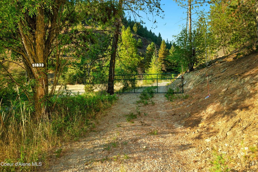 51833 Silver Valley RD, Kellogg, ID 83837 photo 2