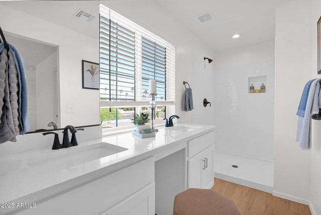 16875 N 12TH Street 3, Phoenix, AZ 85022