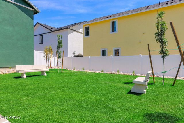 16875 N 12TH Street 3, Phoenix, AZ 85022