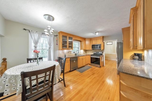 2711 Georgian Court, Marietta, GA 30068