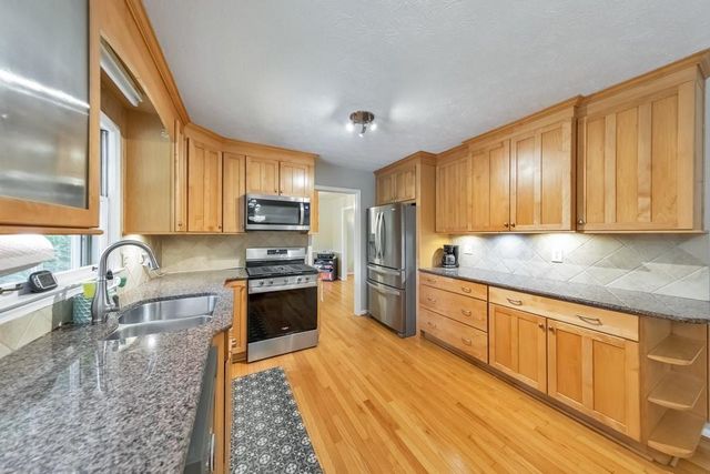 2711 Georgian Court, Marietta, GA 30068