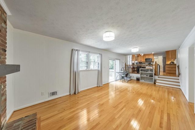 2711 Georgian Court, Marietta, GA 30068