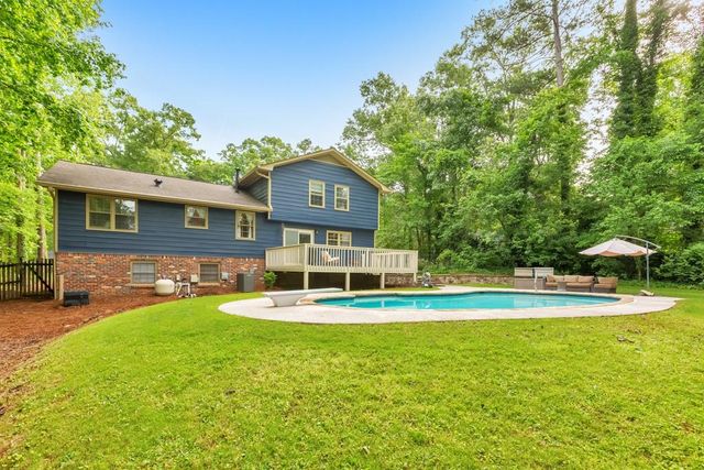 2711 Georgian Court, Marietta, GA 30068