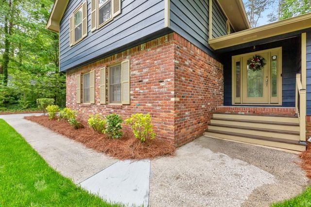 2711 Georgian Court, Marietta, GA 30068