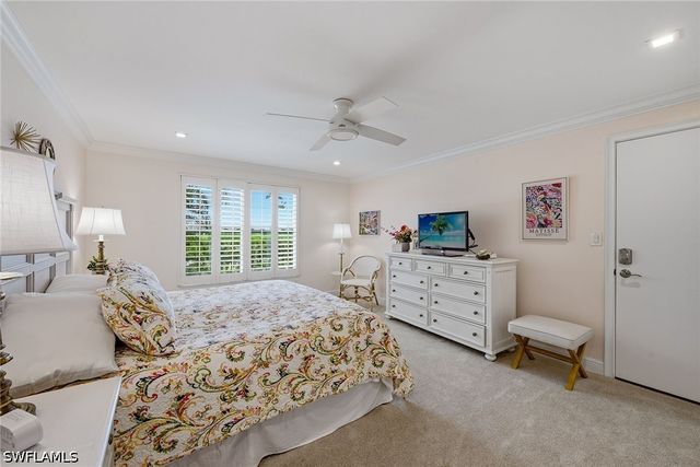2875 Gulf Shore BLVD N 106, Naples, FL 34103