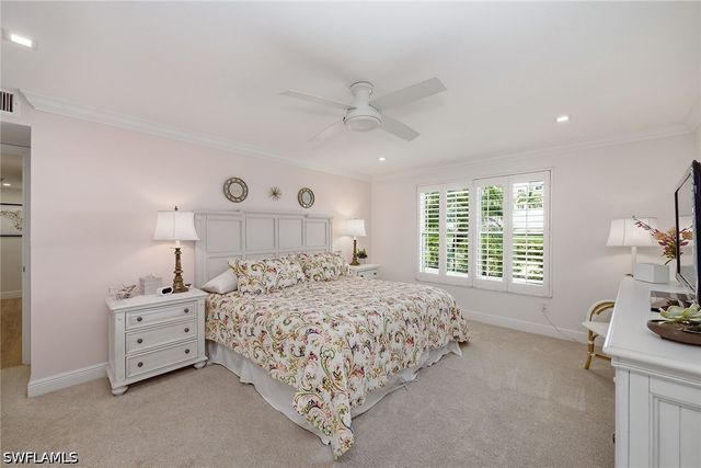 2875 Gulf Shore BLVD N 106, Naples, FL 34103