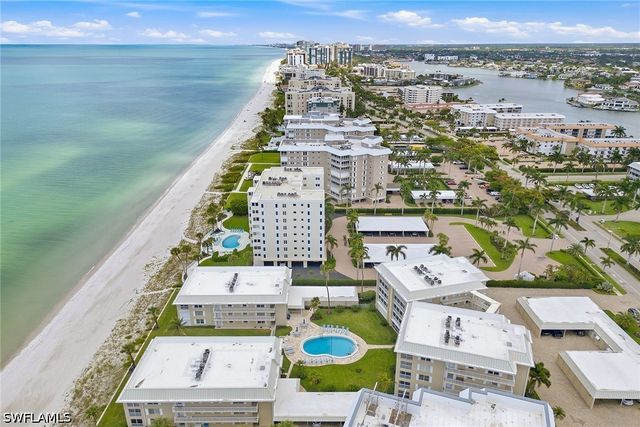 2875 Gulf Shore BLVD N 106, Naples, FL 34103