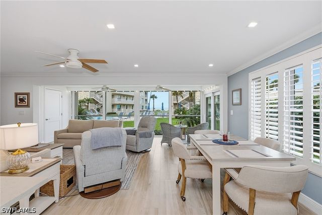 2875 Gulf Shore BLVD N 106, Naples, FL 34103