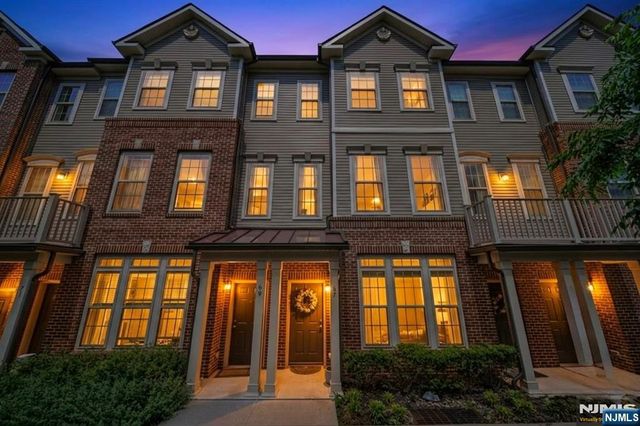 67 Arnold Drive 5811, Wood Ridge, NJ 07075