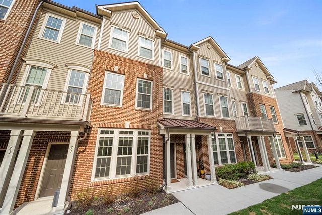 67 Arnold Drive 5811, Wood Ridge, NJ 07075