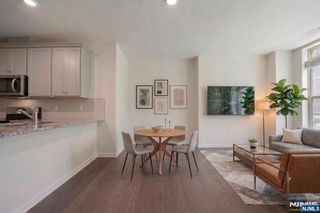 67 Arnold Drive 5811, Wood Ridge, NJ 07075