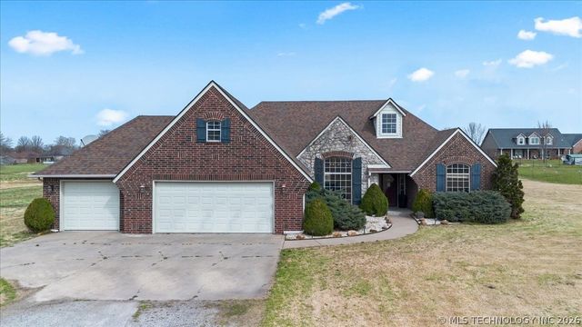 2931 E Rabbs Drive, Oologah, OK 74053