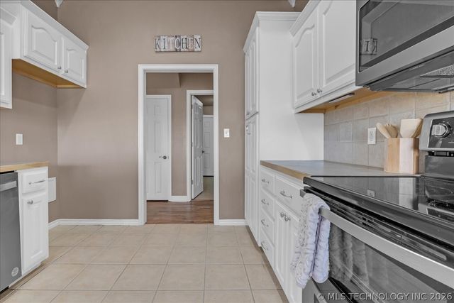 2931 E Rabbs Drive, Oologah, OK 74053