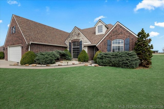 2931 E Rabbs Drive, Oologah, OK 74053