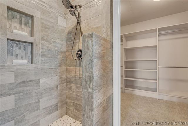 2931 E Rabbs Drive, Oologah, OK 74053