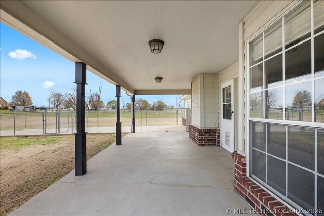 2931 E Rabbs Drive, Oologah, OK 74053