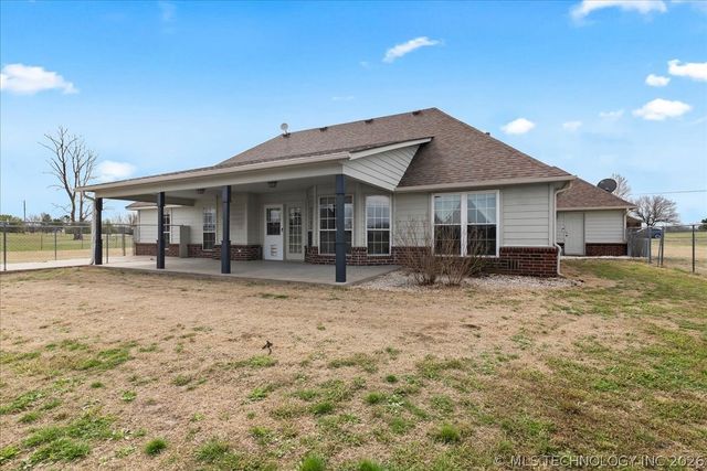 2931 E Rabbs Drive, Oologah, OK 74053