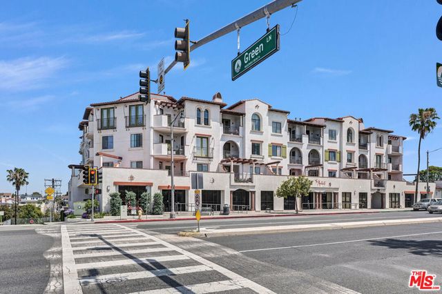 2001 Artesia Boulevard 208, Redondo Beach, CA 90278