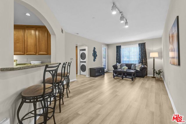 2001 Artesia Boulevard 208, Redondo Beach, CA 90278