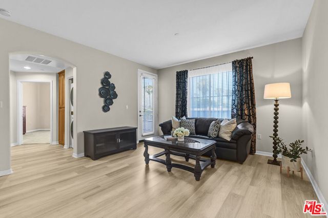 2001 Artesia Boulevard 208, Redondo Beach, CA 90278