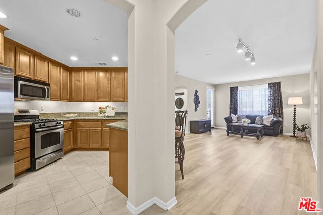 2001 Artesia Boulevard 208, Redondo Beach, CA 90278