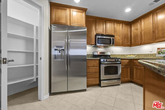 2001 Artesia Boulevard 208, Redondo Beach, CA 90278
