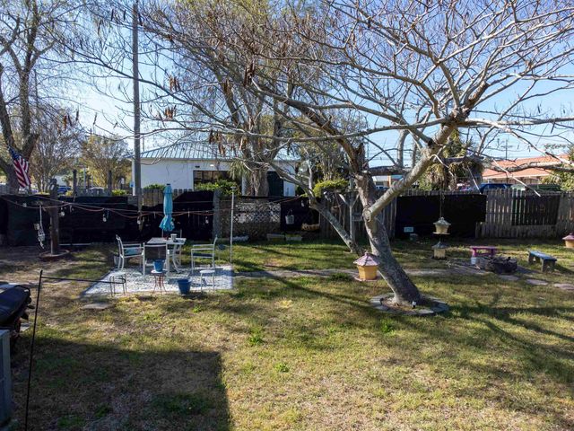 406 13th Ave. S, Myrtle Beach, SC 29577