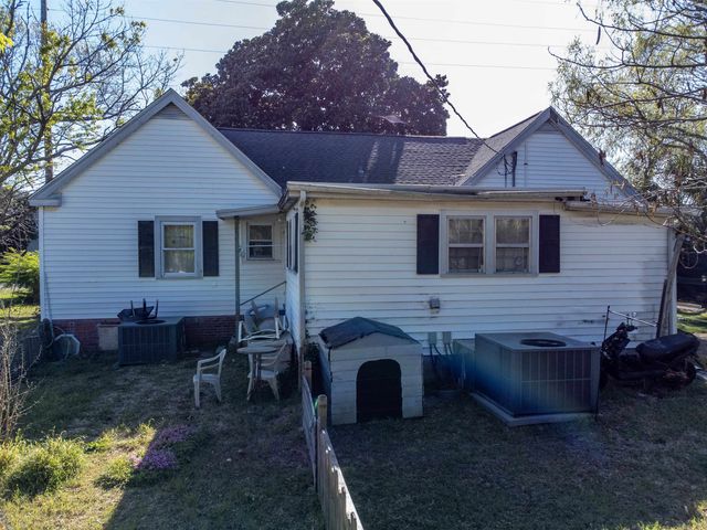 406 13th Ave. S, Myrtle Beach, SC 29577