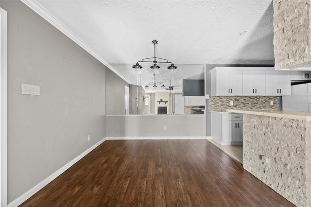 10673 Braes Bend Drive, Houston, TX 77071