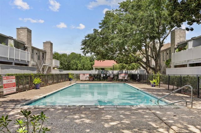 10673 Braes Bend Drive, Houston, TX 77071