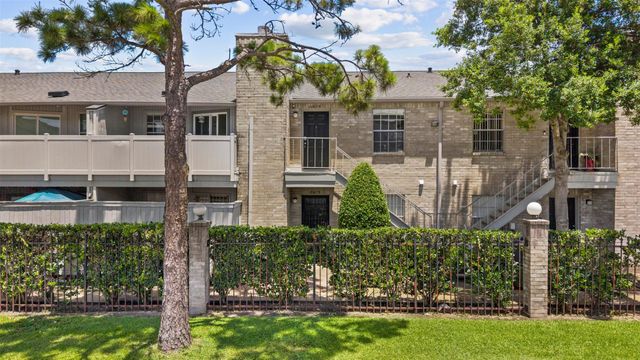 10673 Braes Bend Drive, Houston, TX 77071