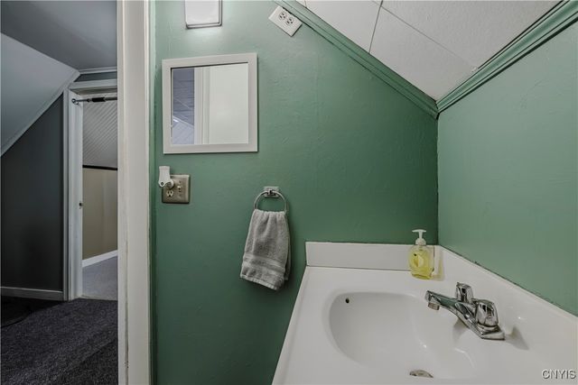 7405 East Main Street, Westmoreland, NY 13490