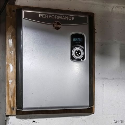 7405 East Main Street, Westmoreland, NY 13490