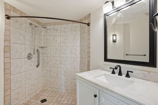 7273 Stagecoach Trail, Lino Lakes, MN 55014