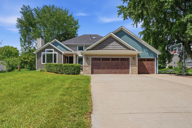 7273 Stagecoach Trail, Lino Lakes, MN 55014