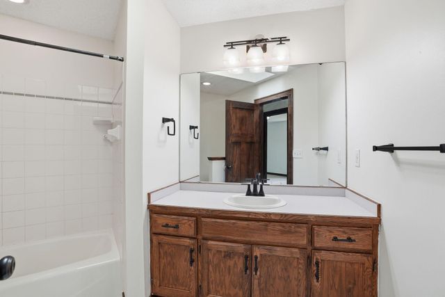 7273 Stagecoach Trail, Lino Lakes, MN 55014