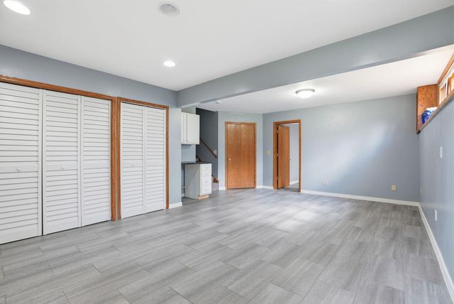 7273 Stagecoach Trail, Lino Lakes, MN 55014
