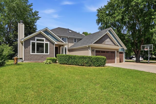 7273 Stagecoach Trail, Lino Lakes, MN 55014