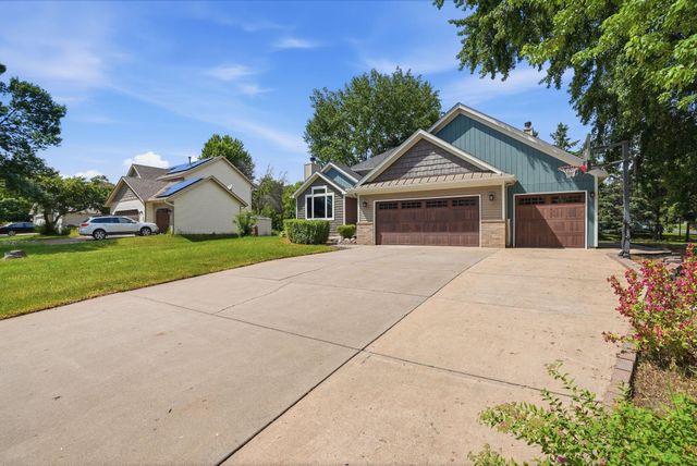 7273 Stagecoach Trail, Lino Lakes, MN 55014