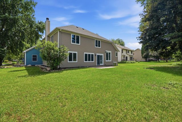 7273 Stagecoach Trail, Lino Lakes, MN 55014