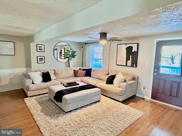 7 REDWOOD CT, Glassboro, NJ 08028