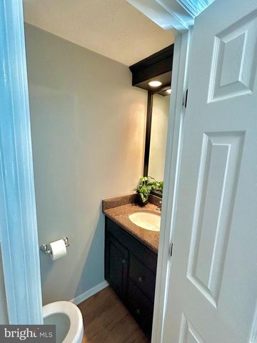 7 REDWOOD CT, Glassboro, NJ 08028