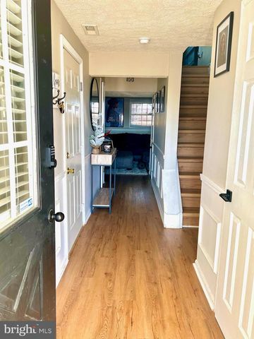 7 REDWOOD CT, Glassboro, NJ 08028