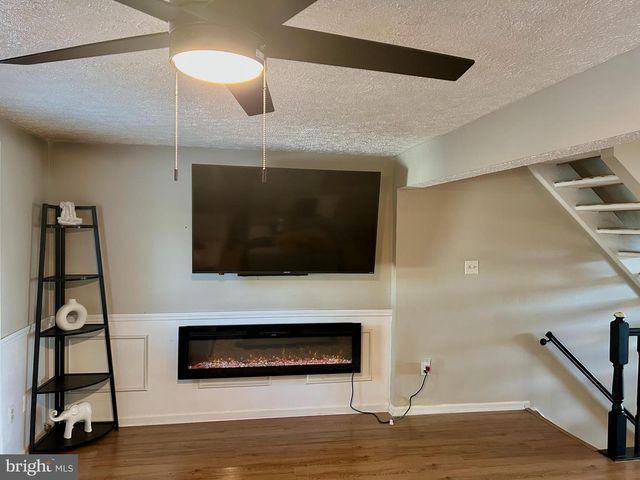 7 REDWOOD CT, Glassboro, NJ 08028