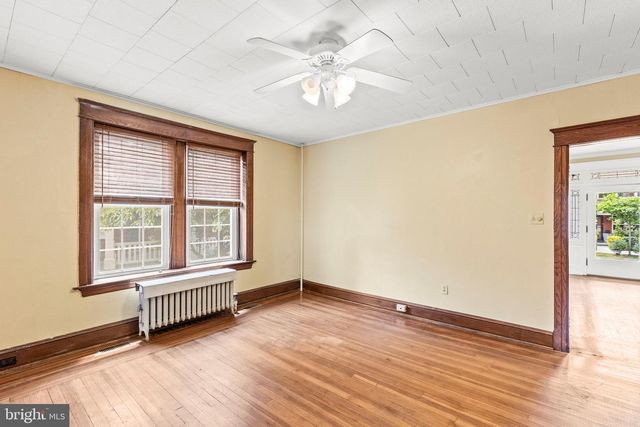 228 BALTIMORE ST, Hanover, PA 17331