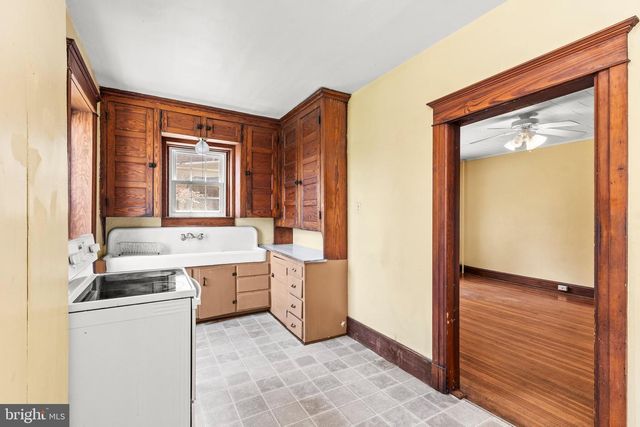 228 BALTIMORE ST, Hanover, PA 17331