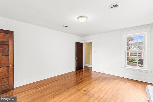 228 BALTIMORE ST, Hanover, PA 17331