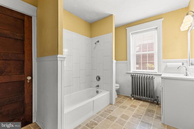 228 BALTIMORE ST, Hanover, PA 17331